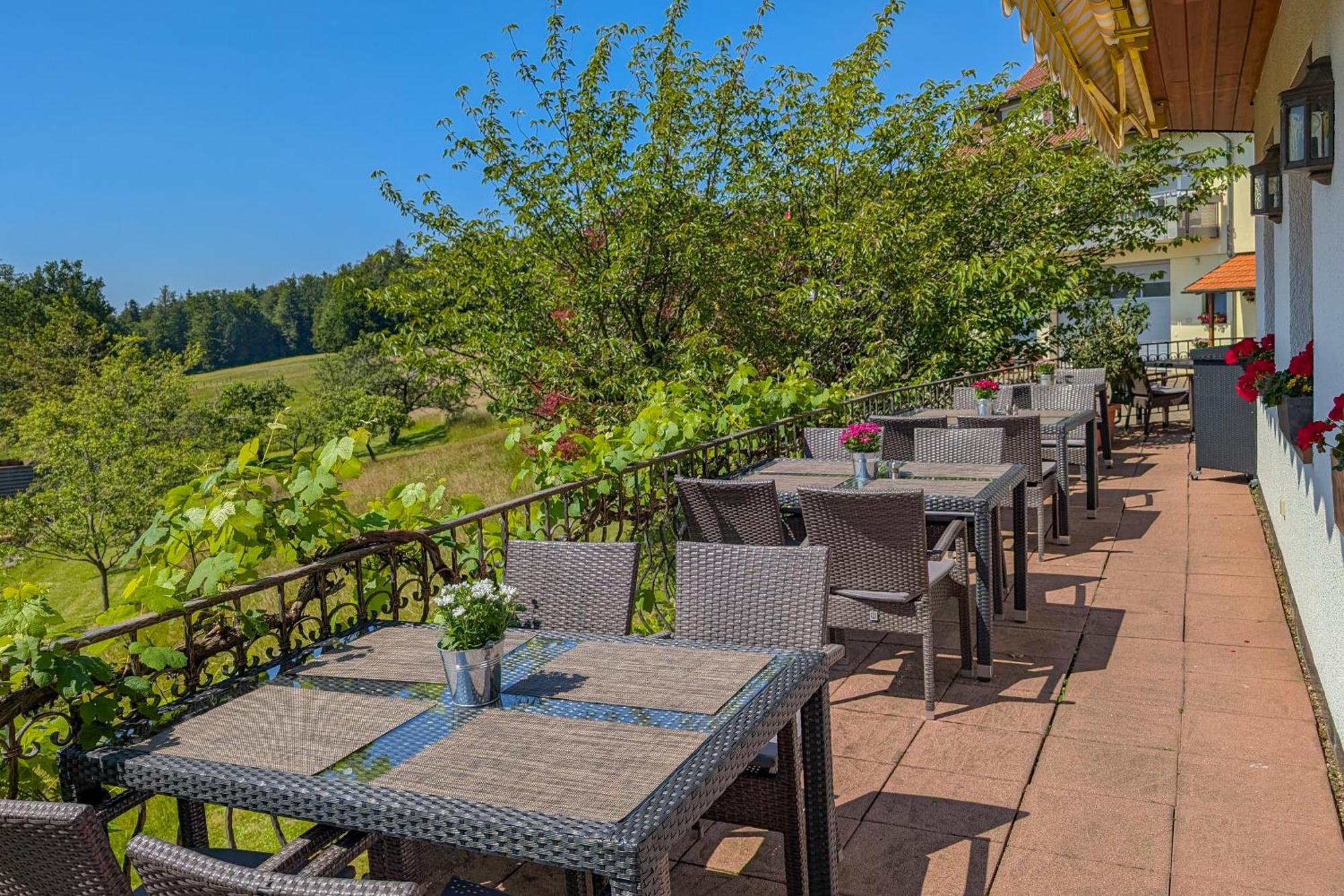 Hotel Restaurant Vinothek Lamm