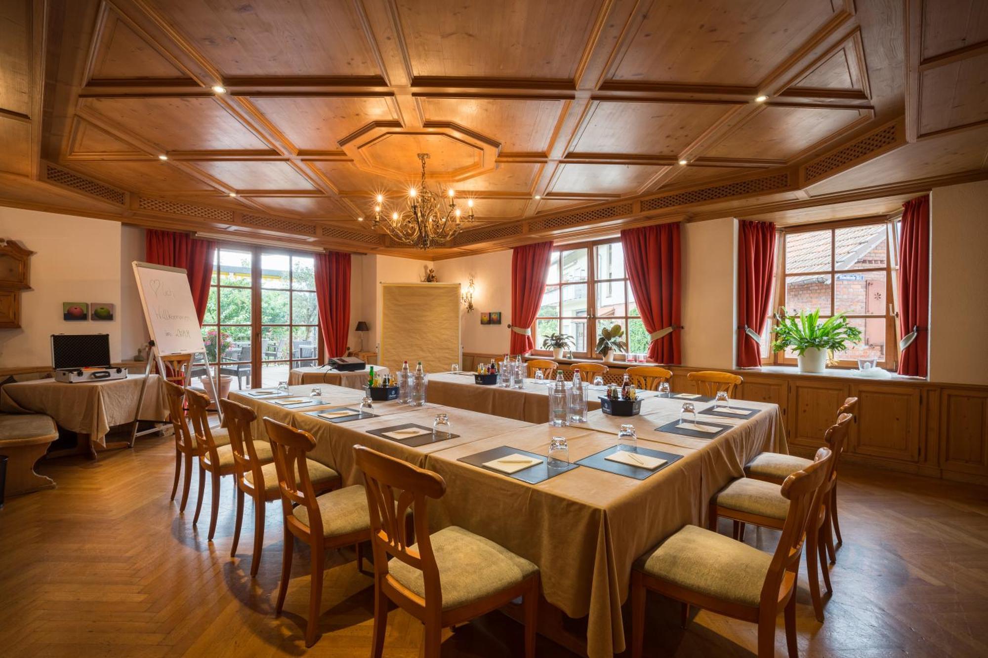 Restaurant Vinothek Lamm Hotel 3*