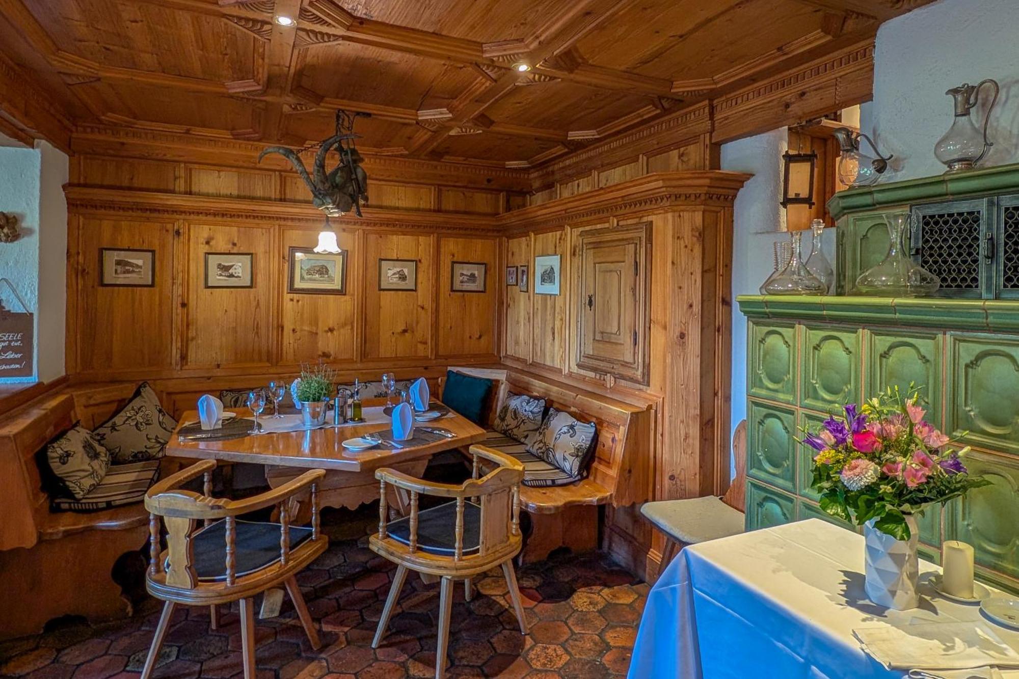 Hotel Restaurant Vinothek Lamm