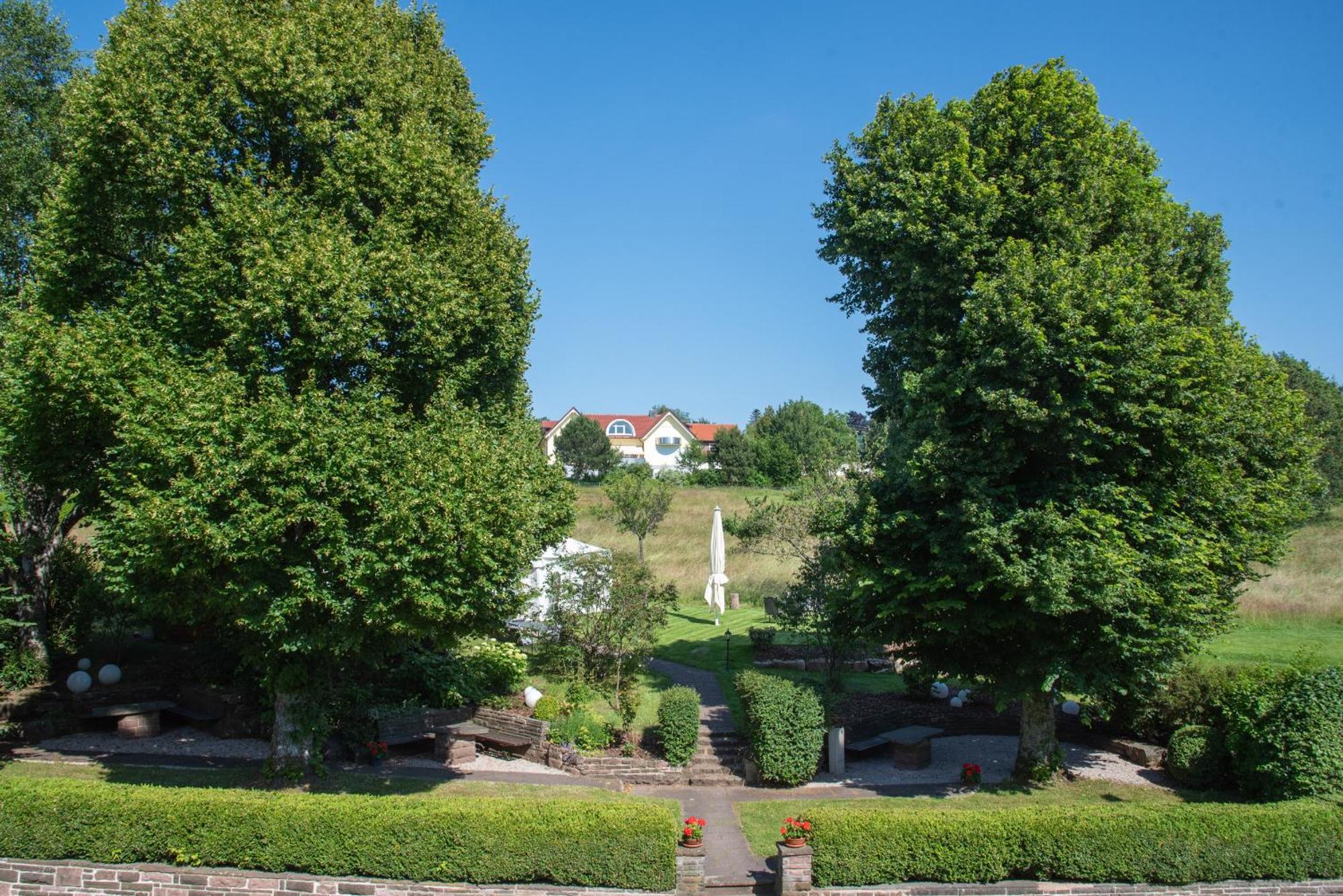 Hotel Restaurant Vinothek Lamm